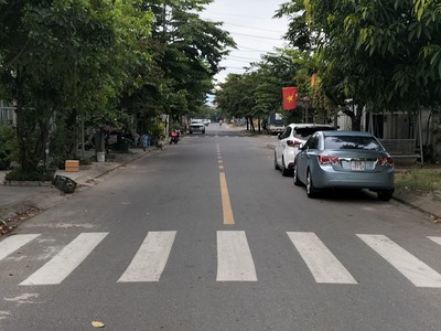 Bán gấp nhà đẹp 90m2 x 2 tầng, đường 7,5m, đường lê sao, gần bến xe, bv, trường học, chỉ 2,85 tỷ 2