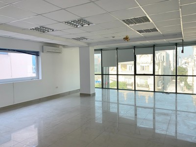 Cho thuê sàn văn phòng 80m2 giá chỉ 13 triệu tại Lê Hồng Phong. 0