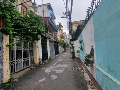 Cho thuê nhà nguyễn phong sắc 65m2 x 4 tầng, oto đỗ cửa ở làm văn phòng, homestay 0