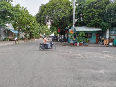 Đất vip sau gigamall - chỉ 70tr/m2 - 270m2 - ngang 12m - công viên sát bên - dân trí cao 0