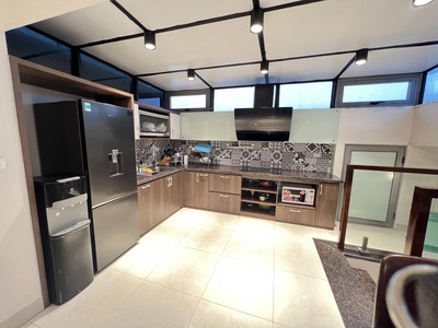 Chính chủ cần cho thuê dài hạn tầng 3 và 4 của biệt thự vinhome khu vực Nguyệt Quế. 2