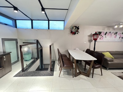 Chính chủ cần cho thuê dài hạn tầng 3 và 4 của biệt thự vinhome khu vực Nguyệt Quế. 6