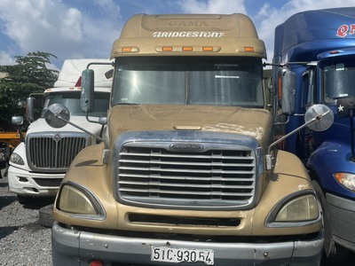 Bán xe đầu kéo Freightliner 2010 2