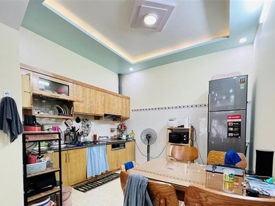 Bán nhà phố phú hải ngay cầu rào, diện tích 40m 3.5 tầng, giá 2.5 tỉ ô.tô đỗ cửa 24h 3