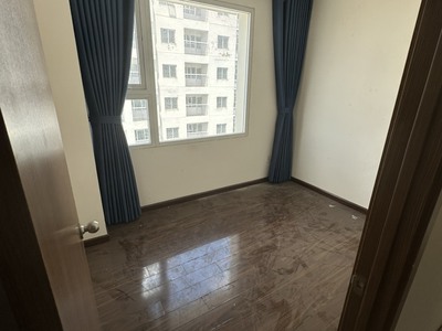 Cho thuê căn hộ Summer Square 243 Tân Hoà Đông Q.6 :  - Căn 1: 60m2, 2 phòng ngủ, 2 toilet nhà trống 4