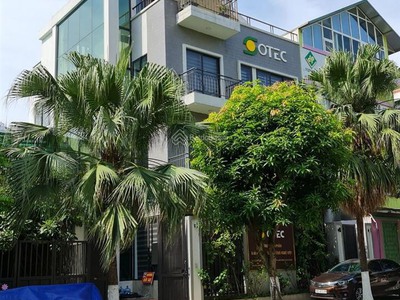 Cần bán BT Mễ Trì Thượng, DT 107m x 4,5T. MT 8,8m.Thang máy. Giá19,5 tỷ.LH: 0964769634 4