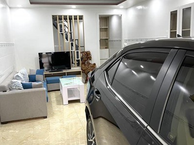 Cần tiền bán nhanh 2 sim chính chủ tứ 2 và tứ 0 đầu 09 nét căng 6423