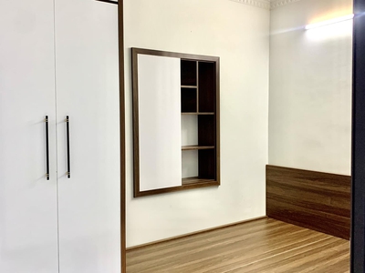 Bán căn hộ tập thể phố tôn thất tùng, dtsd 60m, nhỉnh 2 tỷ. 2