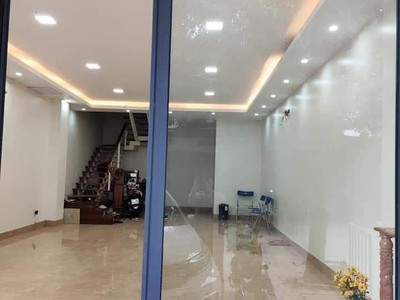 Cho thuê nhà làm văn phòng, kinh doanh sn pg1 06 vincom đường quang trung - phường phan thiết - tp 1