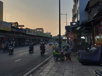 Mặt tiền kinh doanh chợ gò vấp kế bên đh công nghiệp 4.5x18m có hđt 30tr/th nhỉnh 14 tỷ tl 2