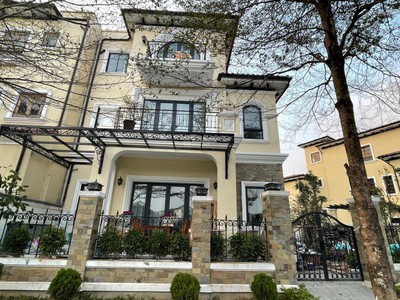 Bán biệt thự ô góc 3 mặt thoáng 370m2 đẹp nhất vista lago nam an khánh. giá đặc biệt rẻ 80tr/m2 0