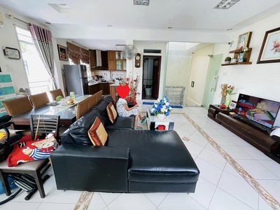 Bán nhà mặt tiền kinh doanh sầm uật hạ 2,5 tỷ, khu cư xá đô thành, p4, q3, 5 tầng. 1