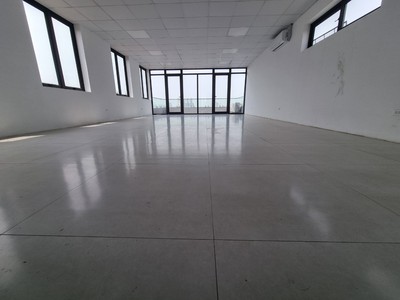 Cho thuê VP tầng 9 thông sàn 90m2 như ảnh view toàn khu, giá 16 triệu/ tháng 2