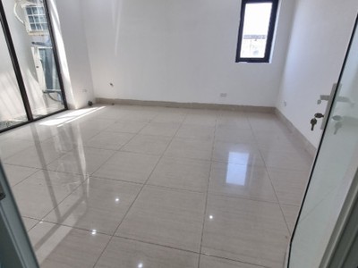 Cho thuê sàn văn phòng chia sẵn phòng ban 110m2 chia 3 phòng và 1 khu lễ tân 0