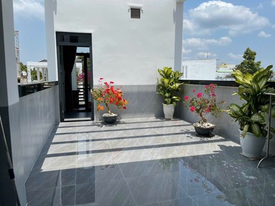 Bán nhà 1 trệt 2 lầu sau lưng đường Trần Văn Khéo, Ninh Kiều, Cần Thơ. Giá 8tỷ 8