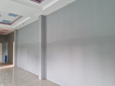 Cần bán căn nhà 30m mặt tiền ngay ngã ba võ văn bích với bình mỹ, diện tích lớn 1.400 m2, đã xây 4