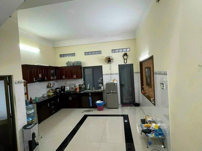 Cho thuê nhà sát đại học hutech bình thạnh , 5 tầng chỉ 19 triệu 2