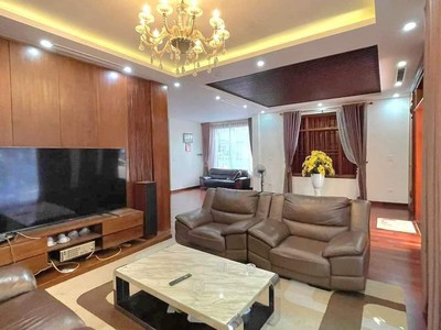 Cần bán gấp căn biệt thự an hưng hà đông full nội thất 306m2 hướng đông nam giá tốt nhất vị trí đẹp 1