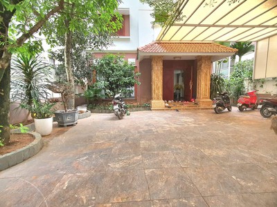 Cần bán gấp căn biệt thự an hưng hà đông full nội thất 306m2 hướng đông nam giá tốt nhất vị trí đẹp 0