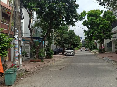 Bán đất biệt thự lô góc khu phân lô văn cao - thư trung, diện tích 180m, giá 57 tr/m 0