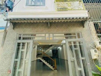 Nhà mới 615tr tặng bộ nội thất 20tr gần chợ đình. 0