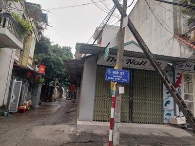 Chính chủ cần bán nhà 3 tầng mái thái, ngõ 37,  đường trần quốc toản, phường đồng tiến, tp hòa bình. 0