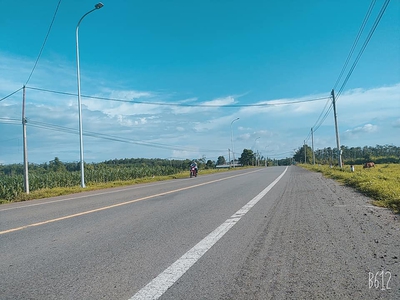 Ngân hàng bán thanh lý. 140tr có ngay lô đất bên chợ, gần quốc lộ 0