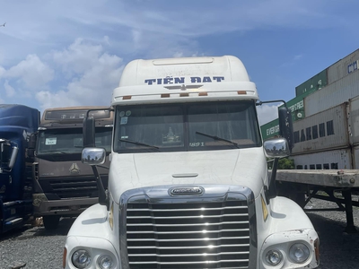 Bán xe đầu kéo Freightliner 2005 0