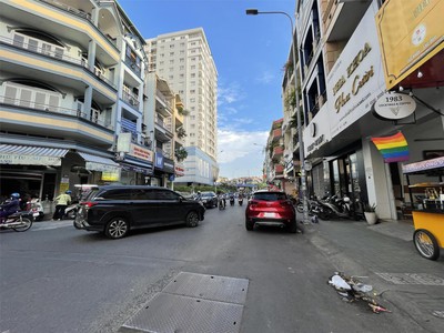 Bán mặt tiền khu phan xích long phú nhuận - diện tích 155m2- ngang lớn gần 7m - giá chỉ còn 23 tỷ 0