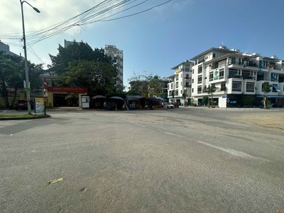 Bđ bán lô đất 1100 m  trên tuyến đường lê hồng phong 1