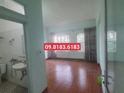 Bán nhà giá rẻ phố thiên lôi, 40m 3 tầng, giá 1.75 tỉ ngõ ô.tô đỗ cửa 4