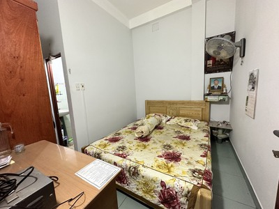 Bán mặt tiền tân phú kinh doanh 65m2 3tầng tn 210tr/năm 3