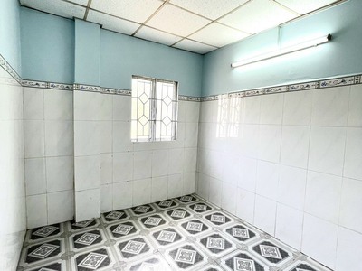 Chính chủ cho thuê nhà nguyên căn ngay chợ lái thiêu, tp thuận an 3