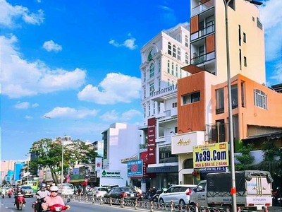 Hoàng văn thụ-hóthót-ngộp nặng  21tỷ mặt phố 7tầng,thang máy, đủ công năng 0