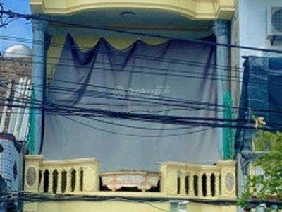 Tôi cần sang nhượng gấp căn nhà kinh doanh rất tốt,mặt đường 21, tại trung tâm tt cổ lễ, trực ninh, 0