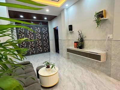 Bán nhà hẻm  xe hơi mới tinh đường lãnh binh thăng p12 q11 giá 5,3 tỷ 1