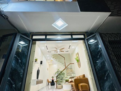 Bán nhà mới cao cấp ,hẻm ba gác gần mặt tiền bà hom p13 quận 6 giá 4,9 tỷ 0