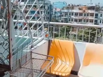 Cho thuê nguyên tầng lầu giá chỉ 3tr, toilet riêng đối diện cổng chính bến xe quận 8 3