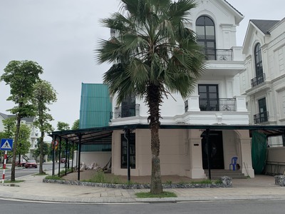 Cho thuê đơn lập shophouse 2 mặt tiền tại vinhomes ocean park . giá 30tr/tháng 0