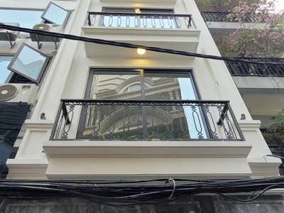 Bán gấp căn nhà xây mới mặt ngõ KD Trương Công Giai Khúc Thừa Dụ Dịch Vọng Quận Cầu Giấy DT 55 m2 9
