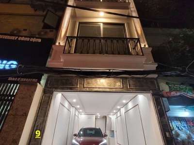 Bán gấp căn nhà xây mới mặt ngõ KD Trương Công Giai Khúc Thừa Dụ Dịch Vọng Quận Cầu Giấy DT 55 m2 15