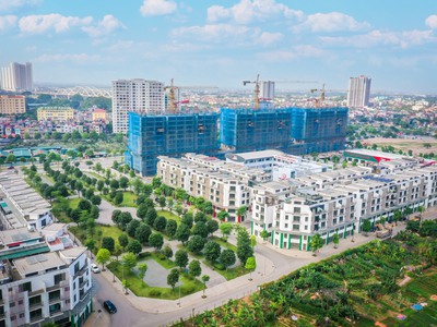 Căn giá rẻ nhất 2PN 77m2 giá 2,9 tỷ Đông Nam view hồ điều hòa 24ha Ckhau 18,5 HTLS 0 24 tháng 6