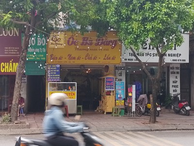 Sang nhượng mặt bằng hàng ăn địa chỉ 97 ngọc lâm, long biên, hà nội 2