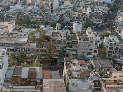 Cho thuê căn hộ Lucky Plaza, đường phan văn khoẻ, phường 2, quận 6: -	- 85m2, 2 phòng ngủ, 2 toilet 13