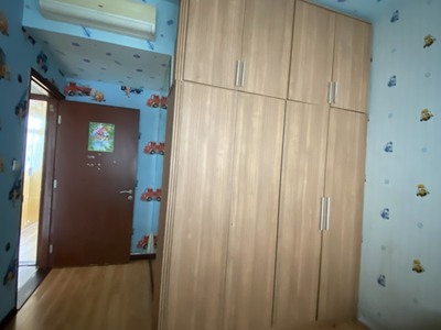 Cho thuê căn hộ Tản Đà, phường 11, Quận 5 : -	Diện tích 80m2, 2 phòng ngủ, 2 toilet 5