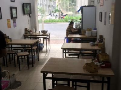 Chính chủ cho thuê của hàng 3 tầng mặt phố Hoàng cầu 2
