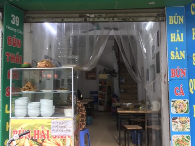 Chính chủ cho thuê của hàng 3 tầng mặt phố Hoàng cầu 0