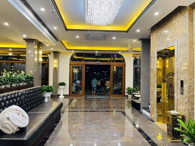Bán khách sạn 31 phòng trung tâm KDL Bãi Cháy Hạ Long giá 47 tỷ 3