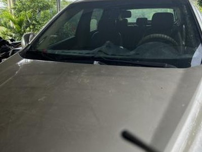 Bán xe chevolet captiva máy đầu đời 2010 màu vàng 2