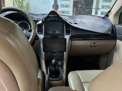 Bán xe chevolet captiva máy đầu đời 2010 màu vàng 3